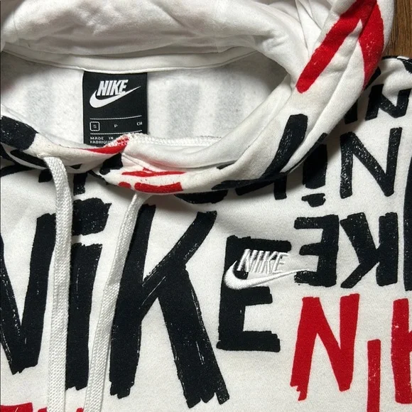 Men’s S Nike Sportswear Hoodie White Black and Red Nike All Over - Picture 6 of 6